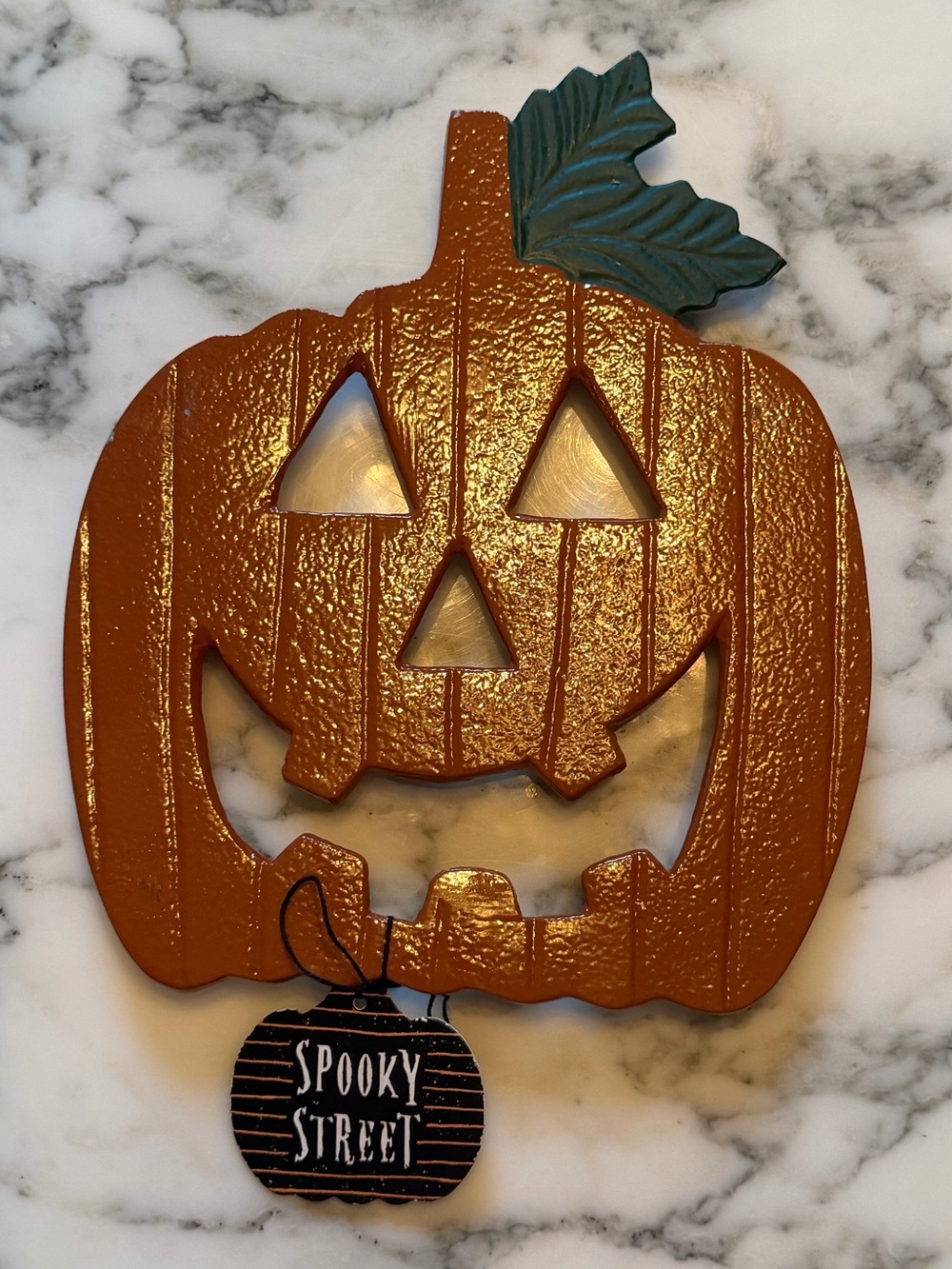NWT Spooky Street rustic painted metal Jack O Lantern orange pumpkin trivet